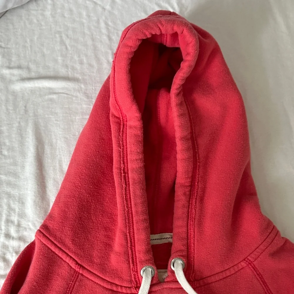 Y2K Hollister Red 'California' Logo Hoodie Sweatshirt - Picture 4 of 9